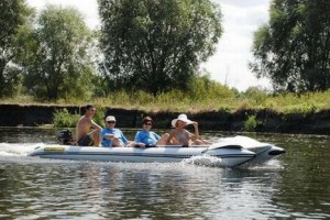 Катамаран моторный надувной-